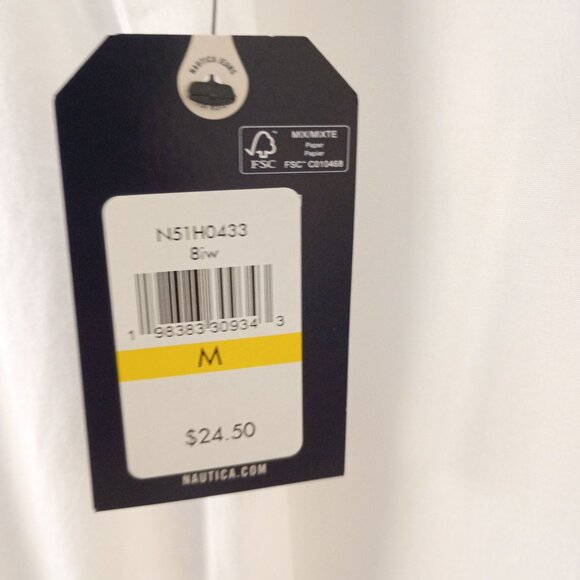 Nautica Jeans White Logo Relaxed Fit T-Shirt Women M NWT Soft Lightweight Gift - Picture 5 of 6